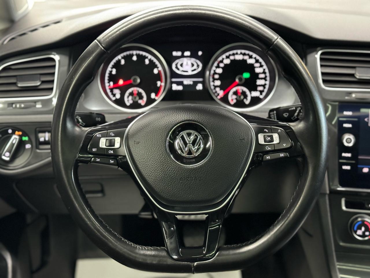 2018 Volkswagen Golf SportWagen AWD|CARPLAY|PANO|LEATHER|CLEAN CARFAX| - Photo #11