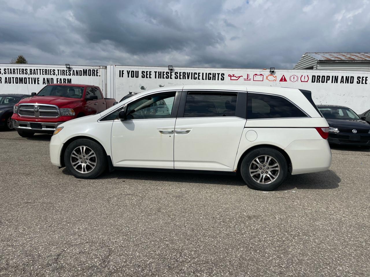 2012 Honda Odyssey EX - Photo #2