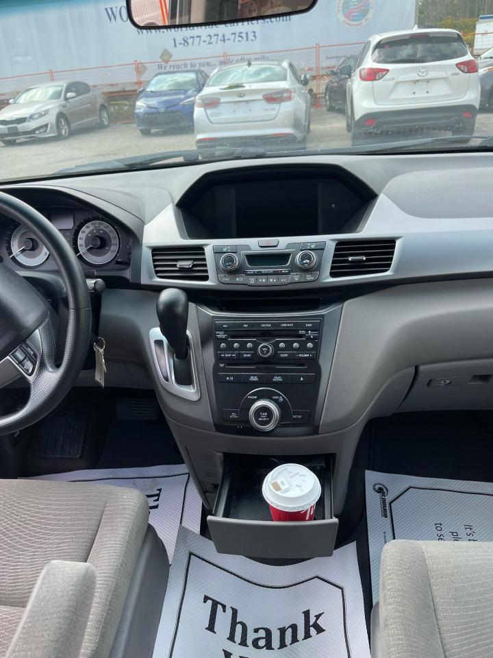 2012 Honda Odyssey EX - Photo #12