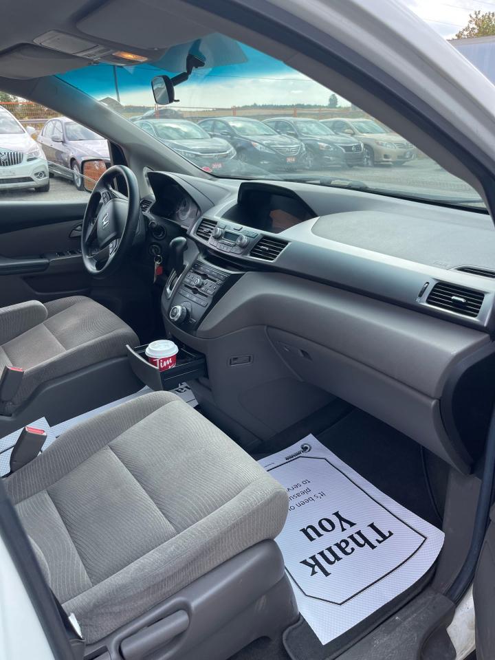 2012 Honda Odyssey EX - Photo #9