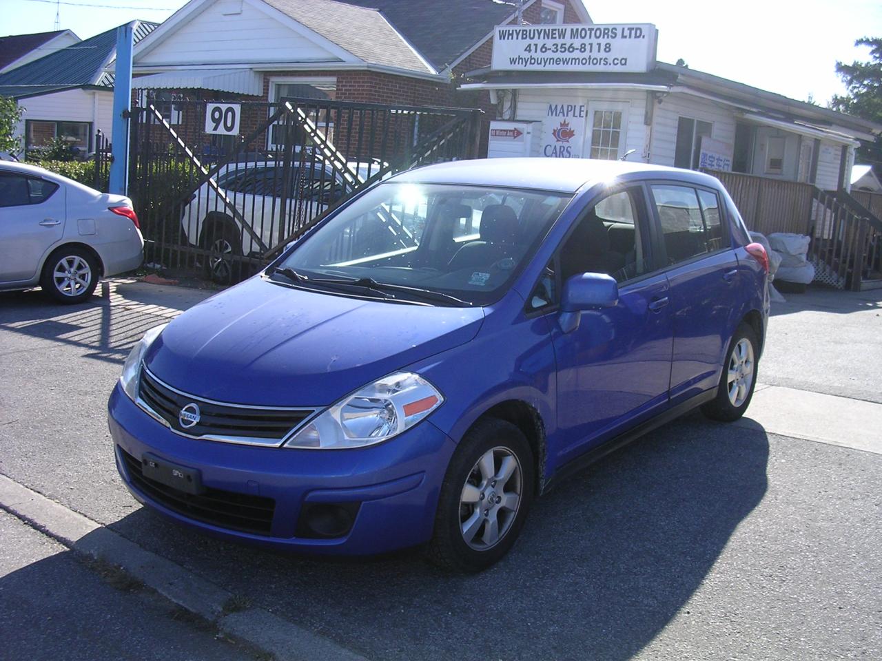 2012 Nissan Versa 5dr HB Auto 1.8 S - Photo #1