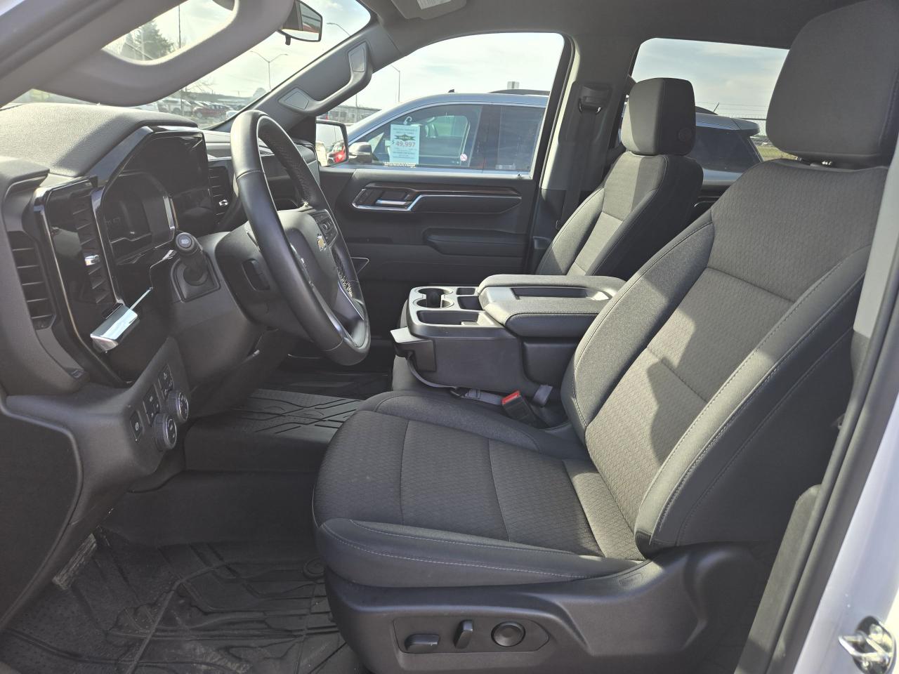 2024 Chevrolet Silverado 1500 LT - Photo #7