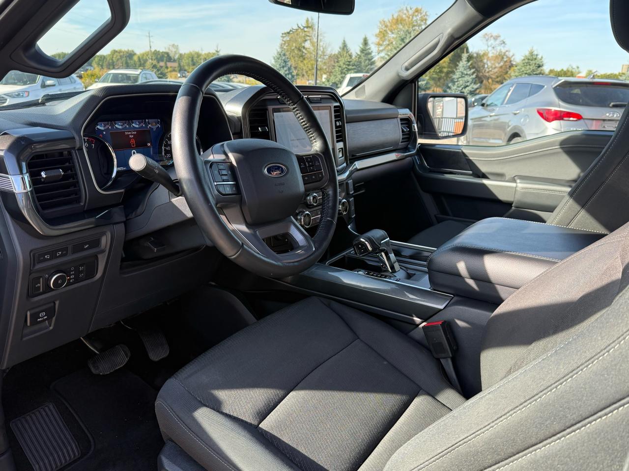 2022 Ford F-150 XLT | Navigation | Backup Camera | Heated Seats - Photo #9
