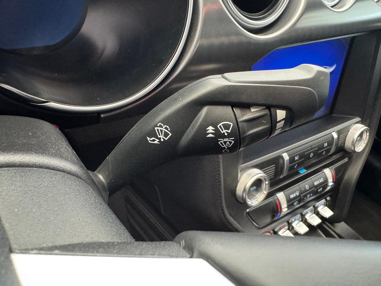 2022 Ford Mustang 5.0L V8 Mach 1 Fastback+6 Speed *ONLY 3000 KMS** - Photo #49