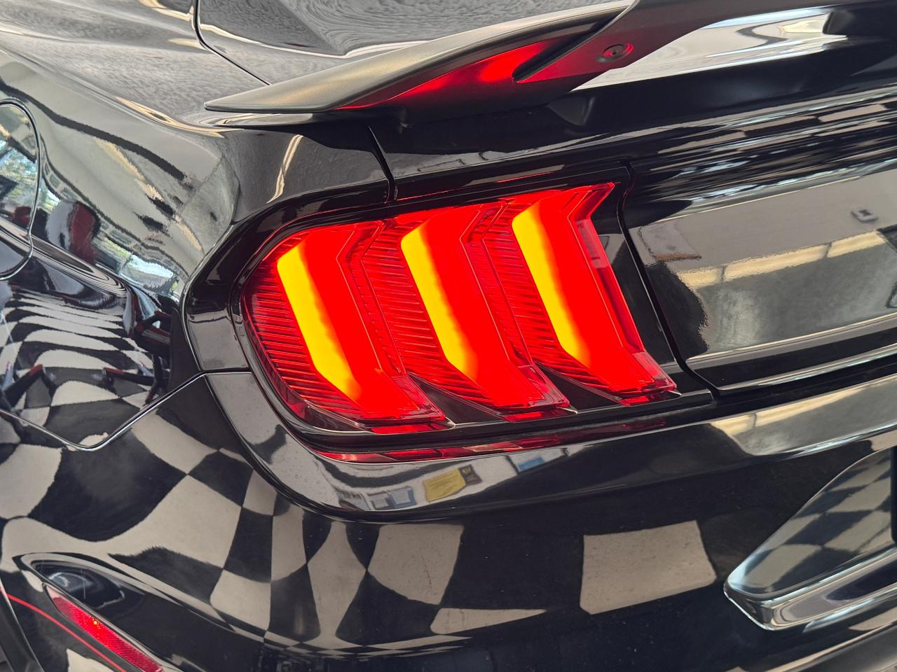 2022 Ford Mustang 5.0L V8 Mach 1 Fastback+6 Speed *ONLY 3000 KMS** - Photo #64