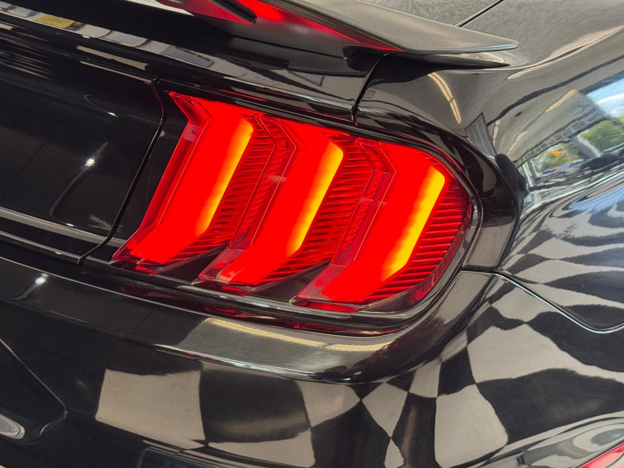 2022 Ford Mustang 5.0L V8 Mach 1 Fastback+6 Speed *ONLY 3000 KMS** - Photo #66