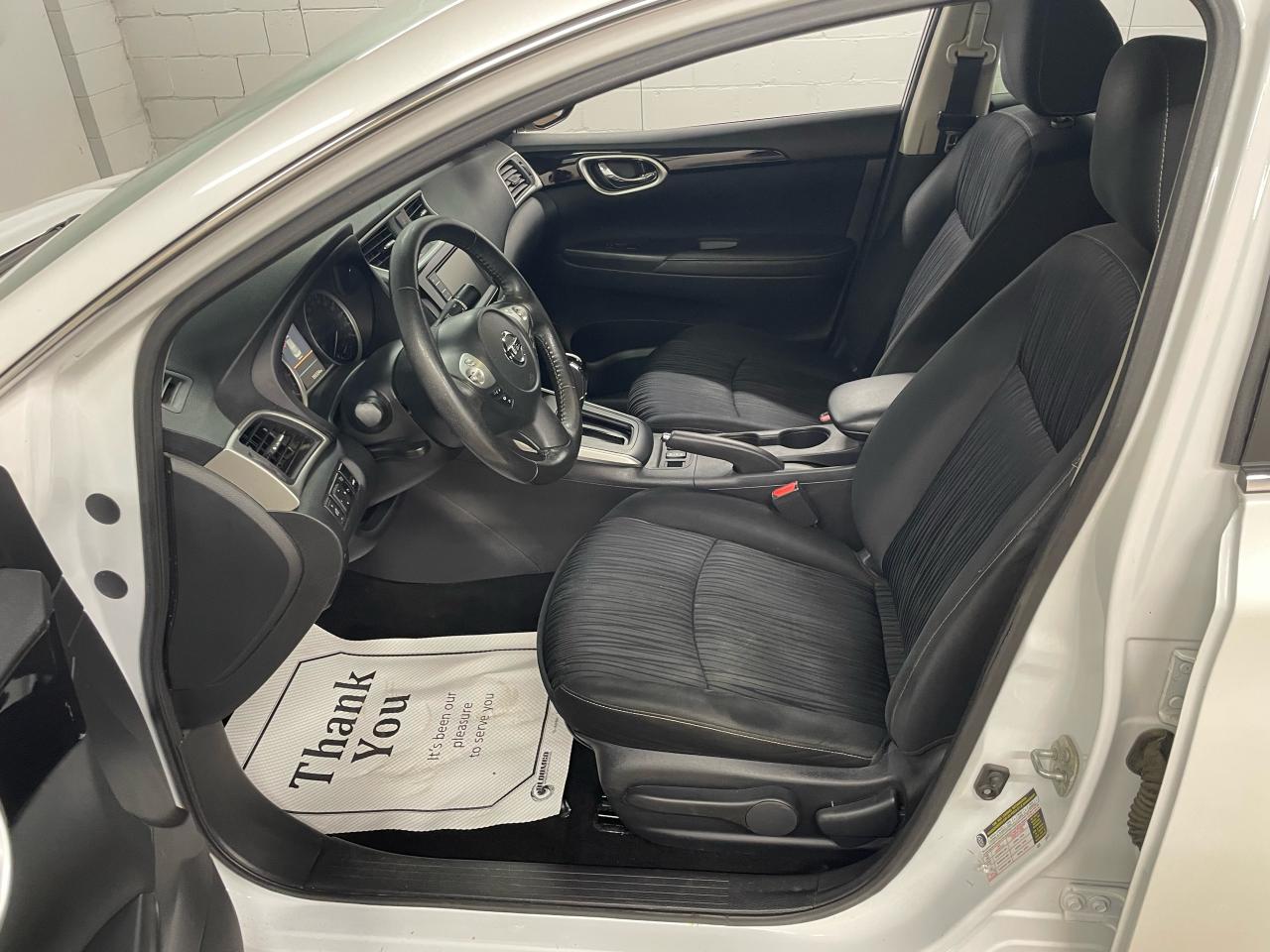 2019 Nissan Sentra SV Photo8
