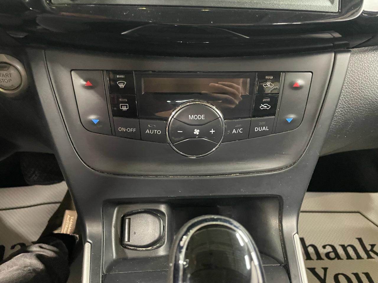 2019 Nissan Sentra SV Photo18