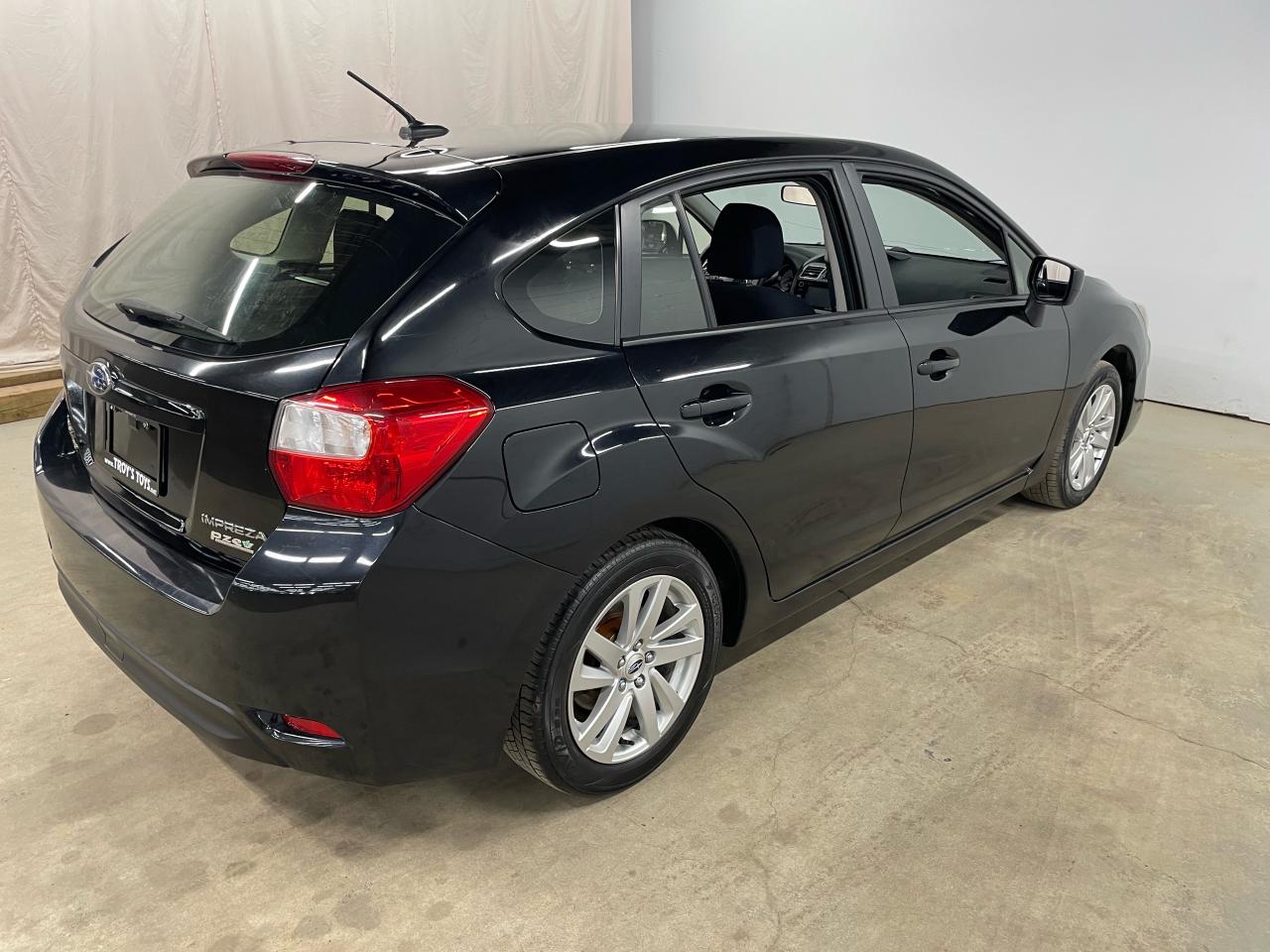 2015 Subaru Impreza 2.0i w/Touring Pkg Photo7
