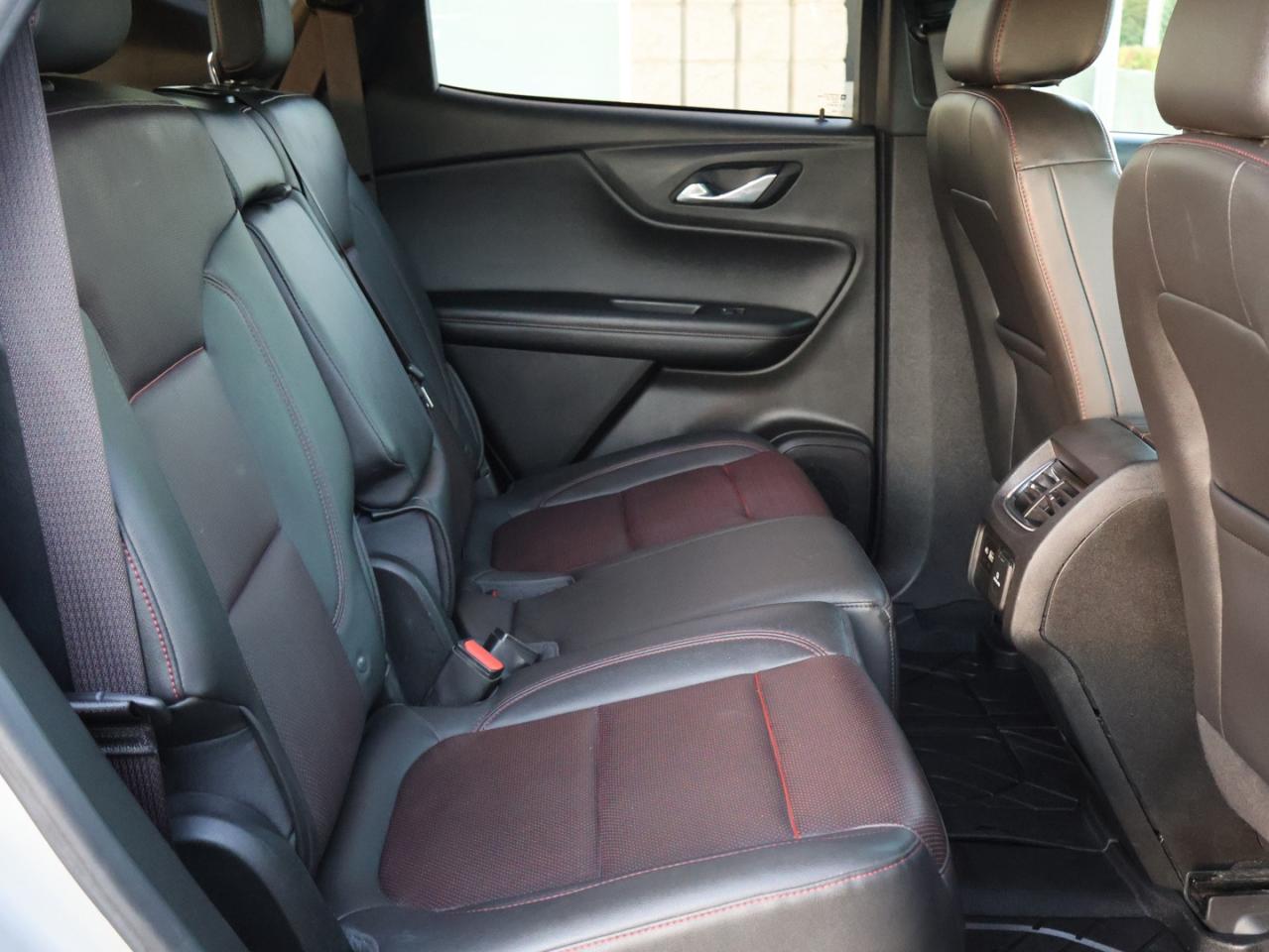 2021 Chevrolet Blazer V6 RS AWD CERTIFIED *ACCIDENT FREE* CAMERA NAV BLUETOOTH LEATHER HEATED SEATS CRUISE ALLOYS - Photo #16