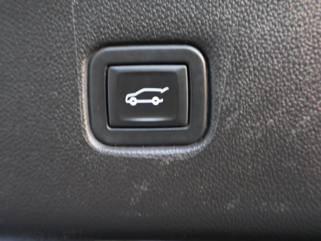 2021 Chevrolet Blazer V6 RS AWD CERTIFIED *ACCIDENT FREE* CAMERA NAV BLUETOOTH LEATHER HEATED SEATS CRUISE ALLOYS - Photo #30