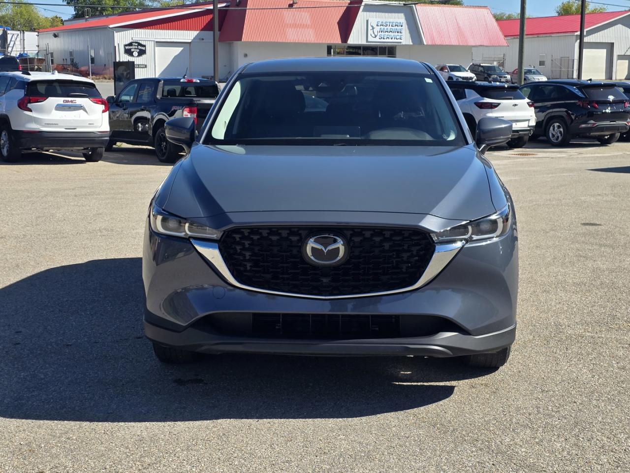 2022 Mazda CX-5 GS - Photo #2
