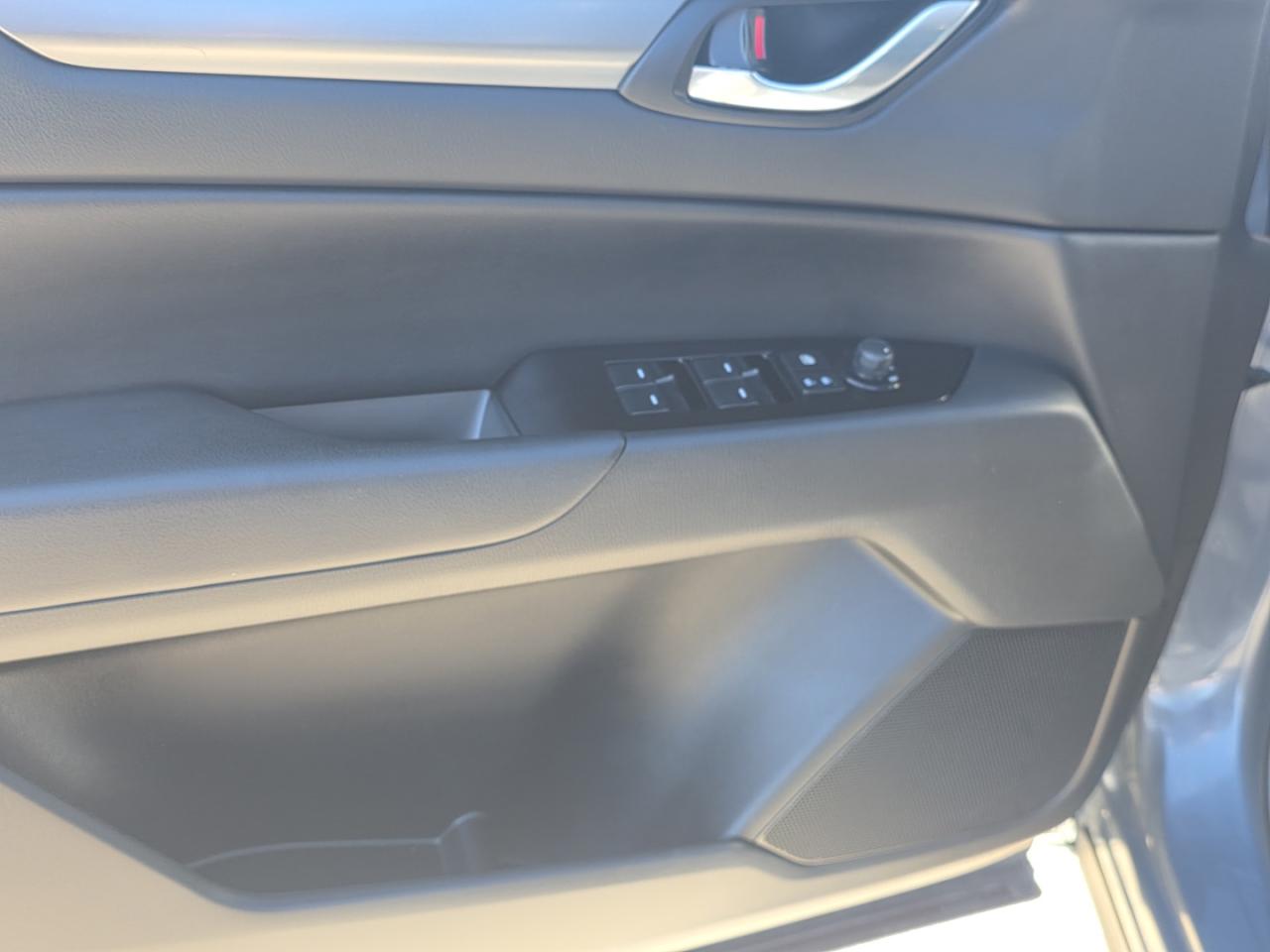 2022 Mazda CX-5 GS - Photo #12