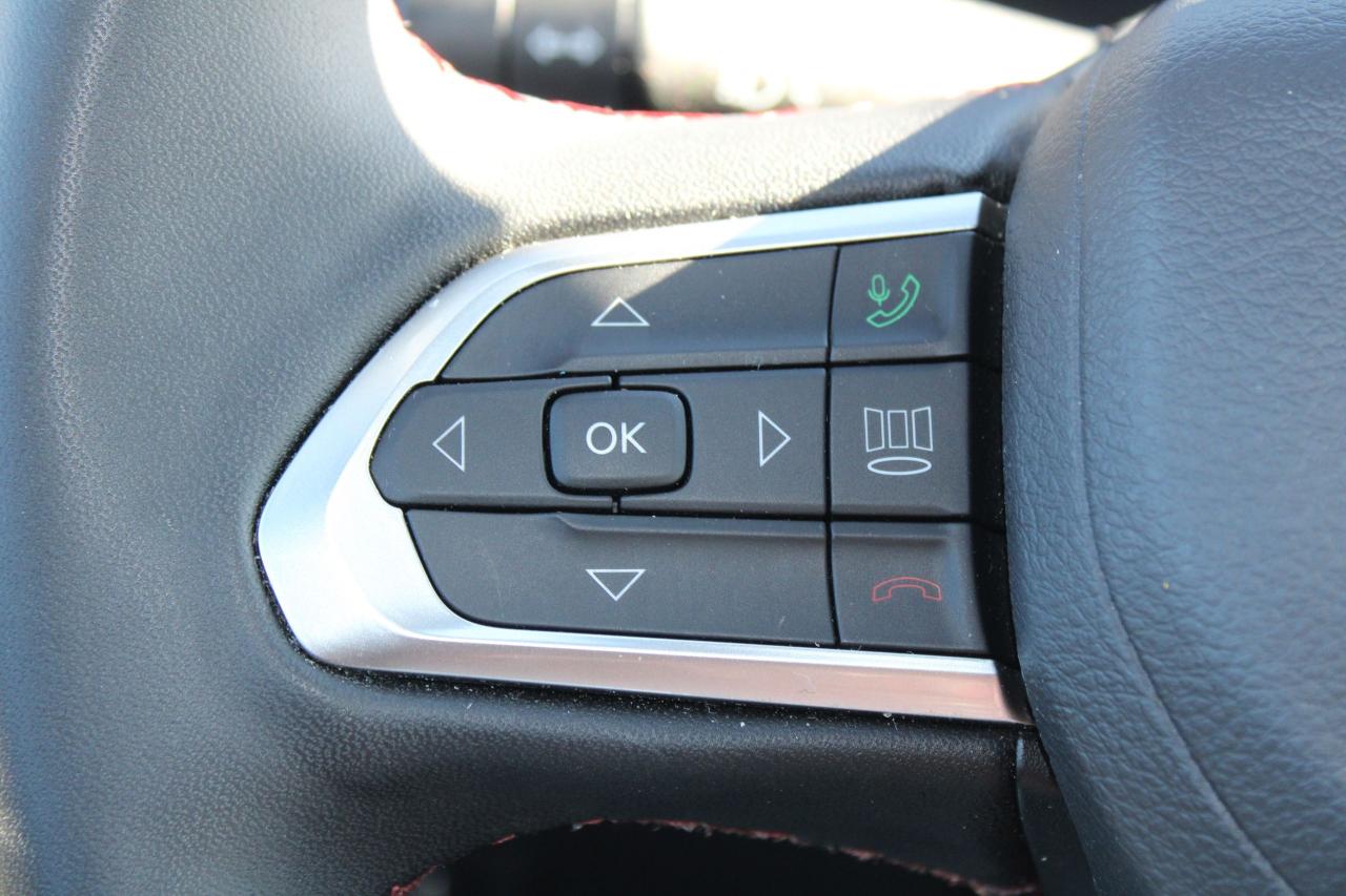 2024 Jeep Compass Trailhawk - Photo #17