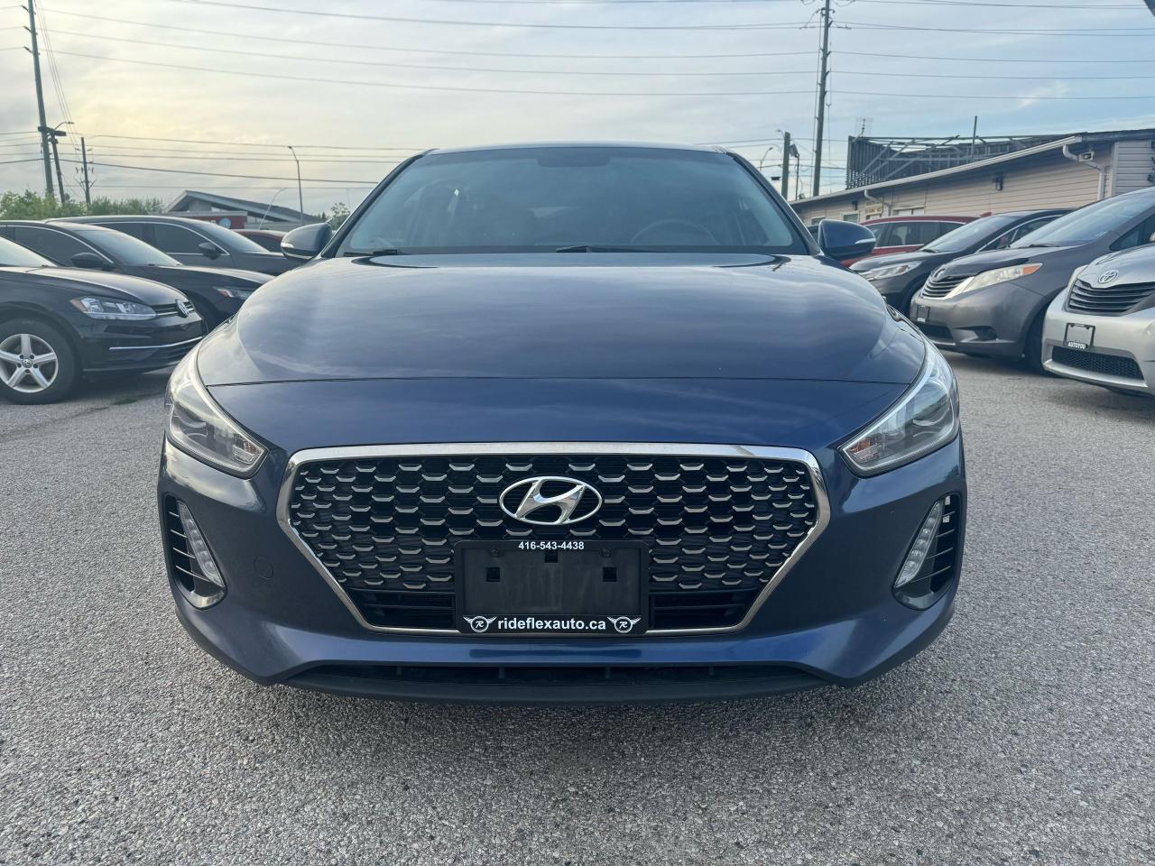 2018 Hyundai Elantra GT GL - Photo #2