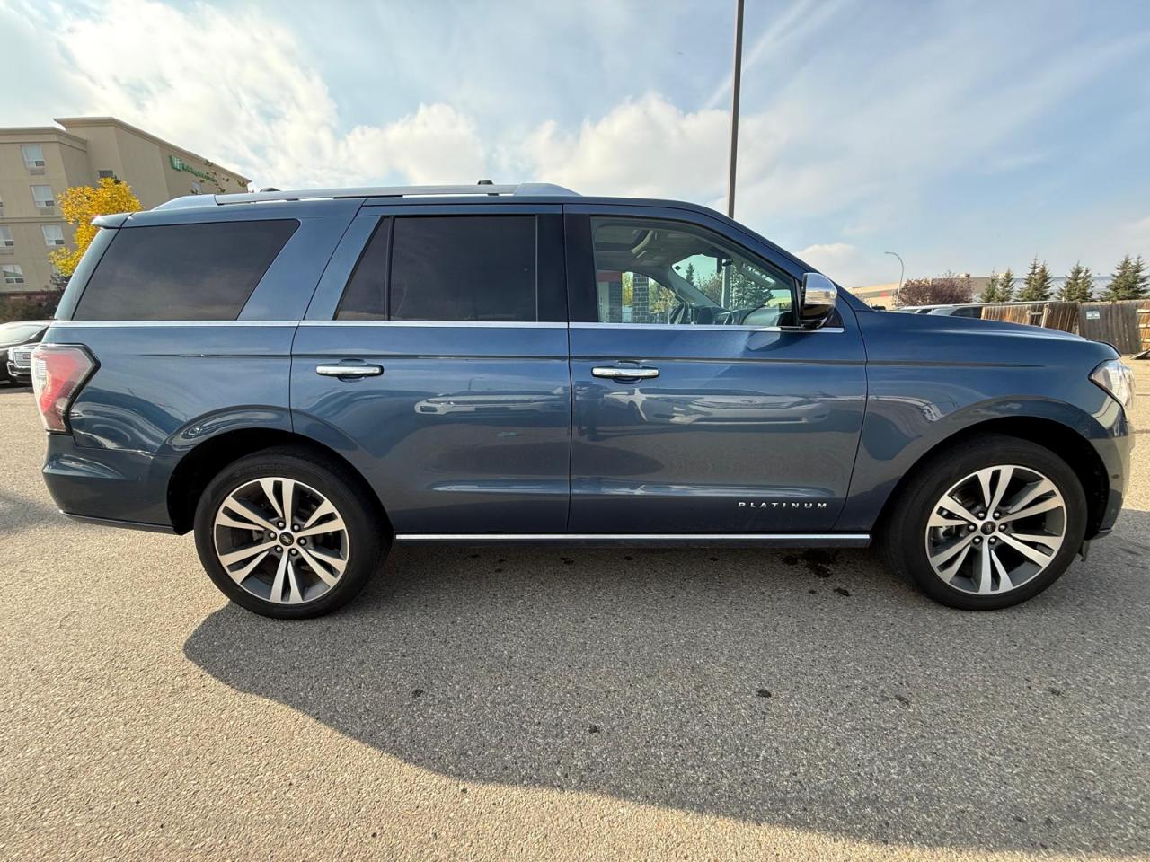 2020 Ford Expedition Platinum 4WD | ALL CREDIT ACCEPTED!! - Photo #8