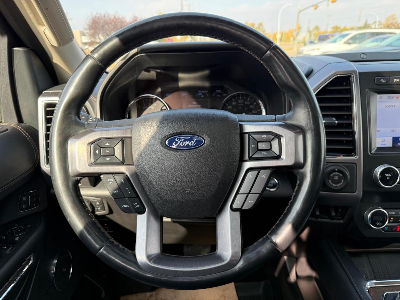 2020 Ford Expedition Platinum 4WD | ALL CREDIT ACCEPTED!! - Photo #9