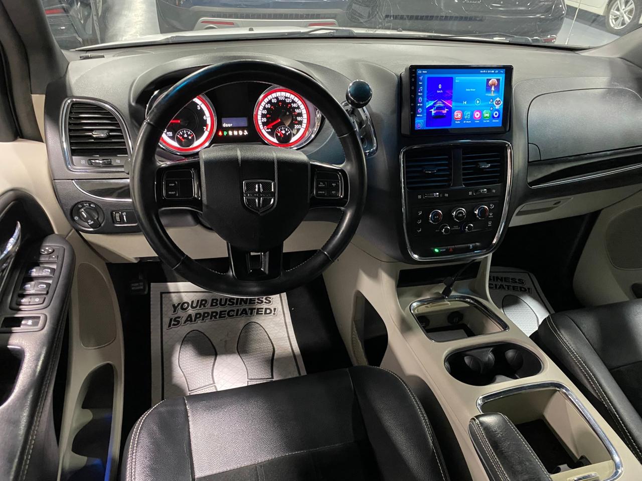 2016 Dodge Grand Caravan SXT Premium Plus - Photo #13