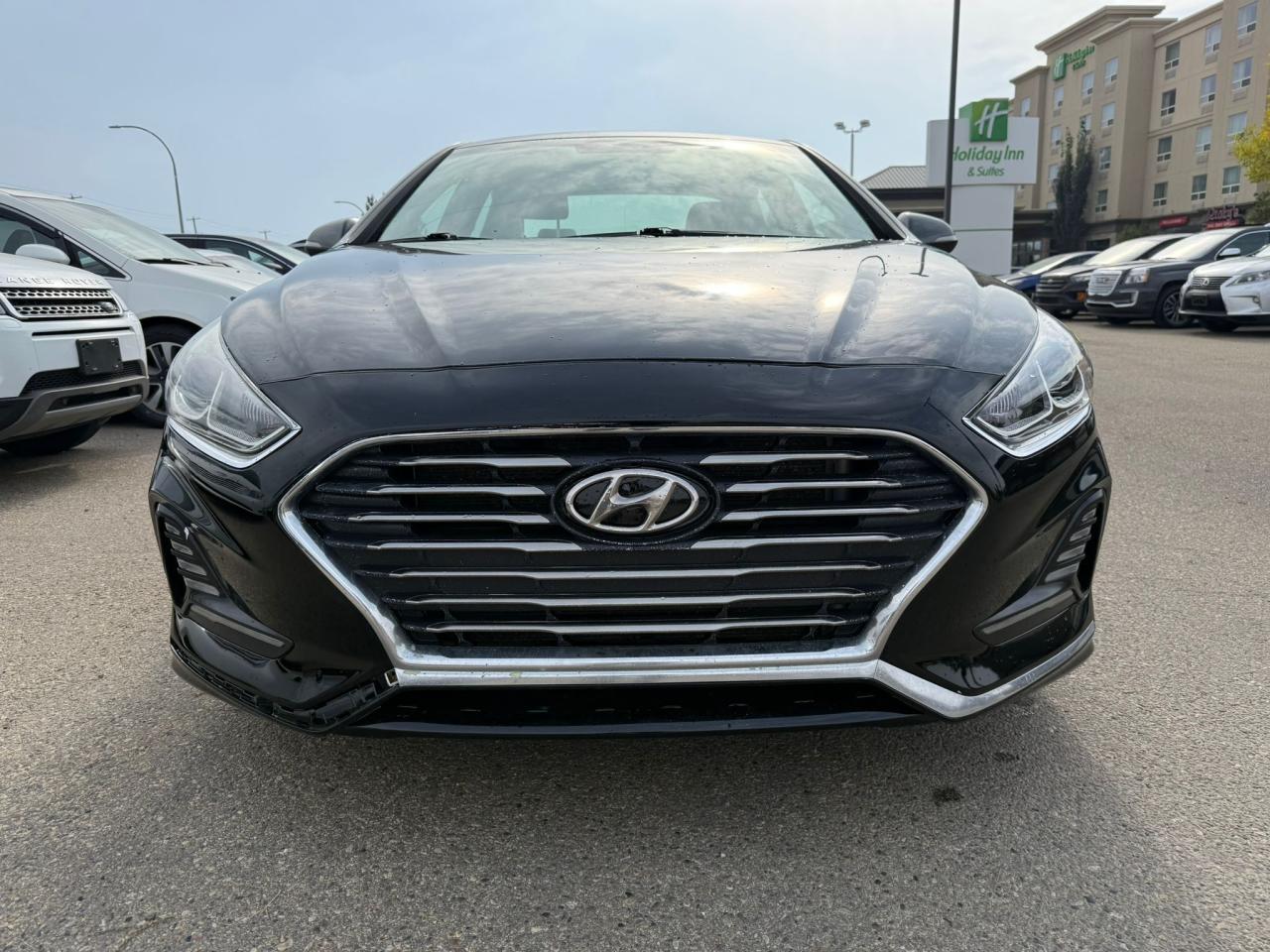 2019 Hyundai Sonata Essential | ALL CREDIT ACCEPTED!! - Photo #2