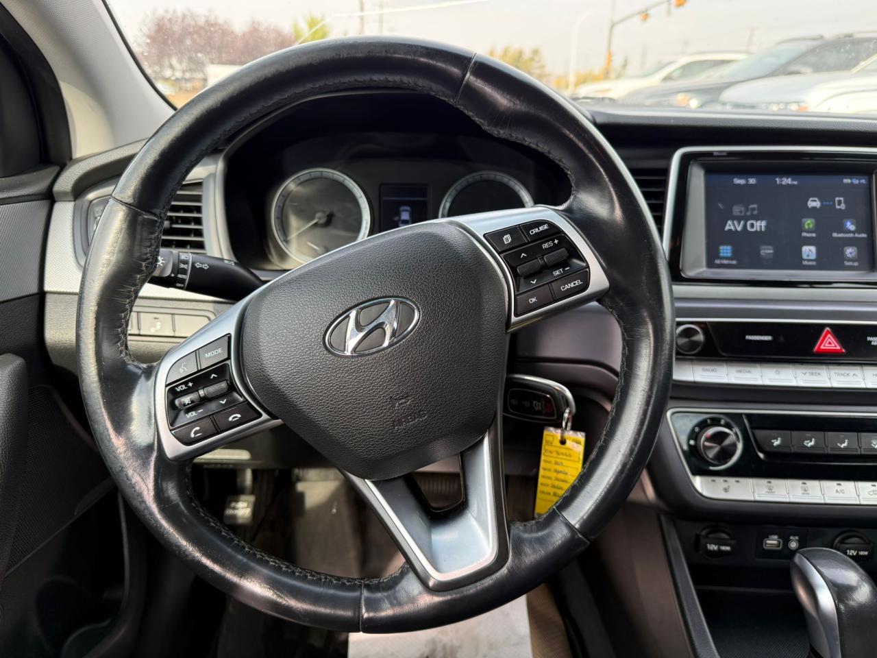 2019 Hyundai Sonata Essential | ALL CREDIT ACCEPTED!! - Photo #9