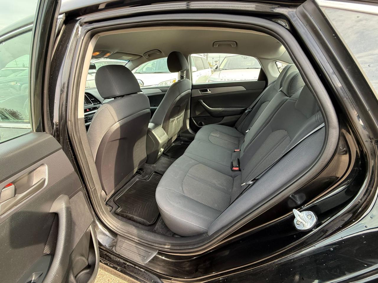 2019 Hyundai Sonata Essential | ALL CREDIT ACCEPTED!! - Photo #15