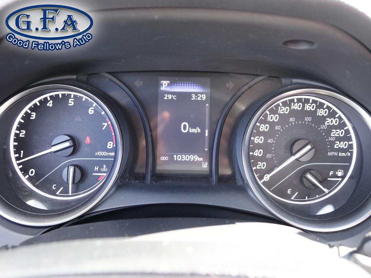 2022 Toyota Camry SE MODEL, LEATHER & CLOTH, REARVIEW CAMERA, HEATED Photo