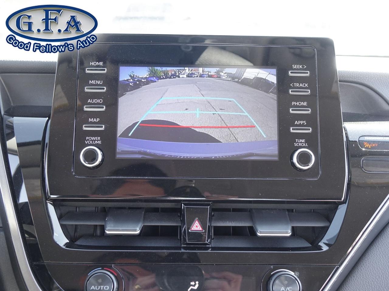 2021 Toyota Camry SE MODEL, LEATHER & CLOTH, REARVIEW CAMERA, HEATED Photo