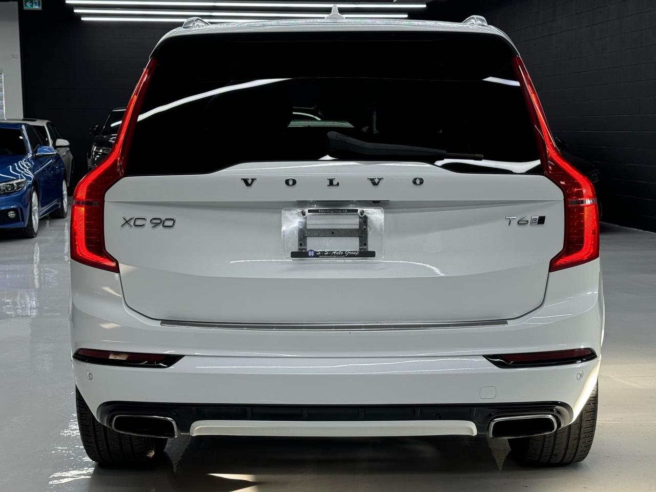2018 Volvo XC90 R-DESIGN|7PASS|NAV|360CAM|LKA|BSM|CARPLAY| - Photo #5