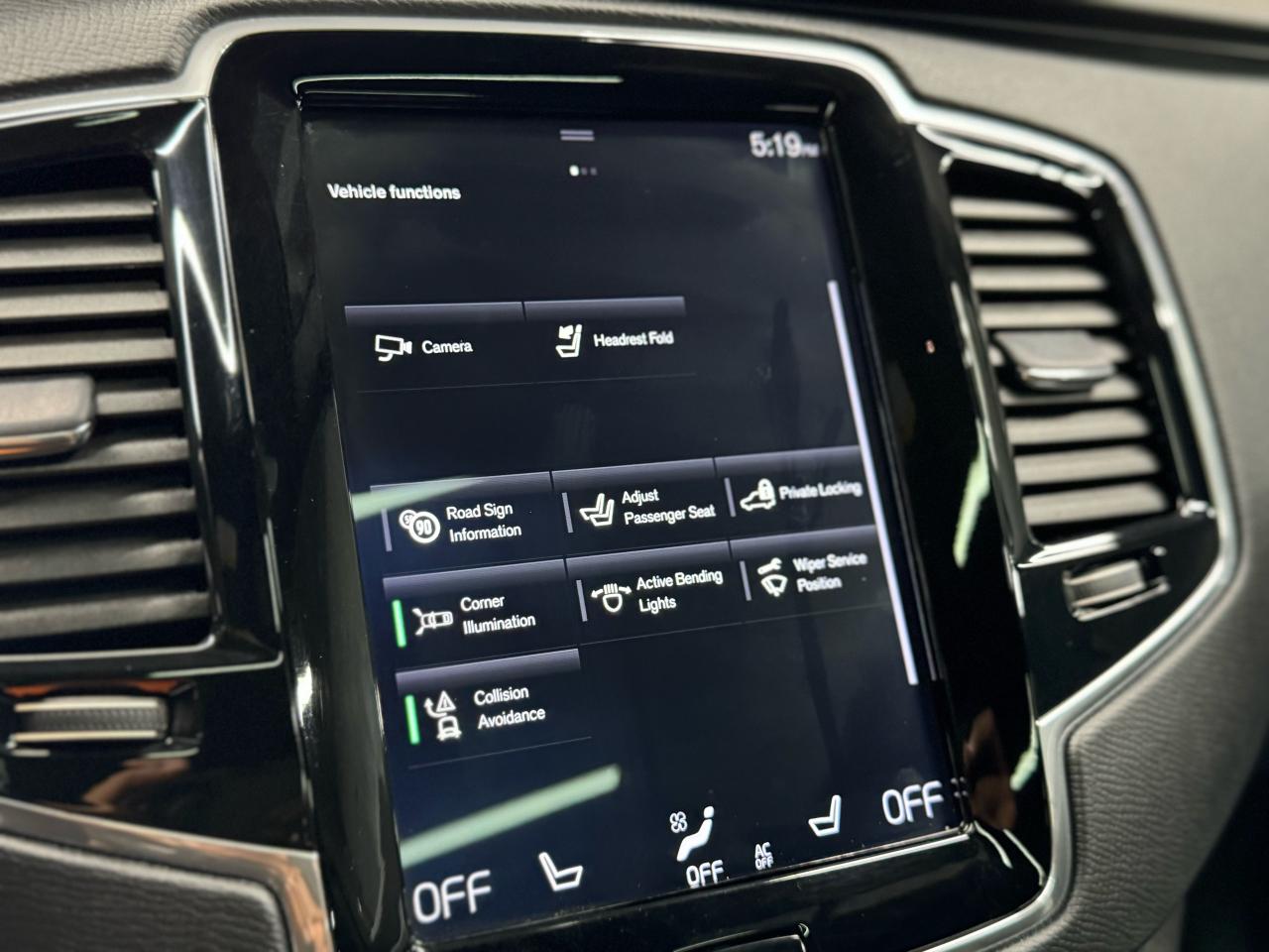 2018 Volvo XC90 R-DESIGN|7PASS|NAV|360CAM|LKA|BSM|CARPLAY| - Photo #18