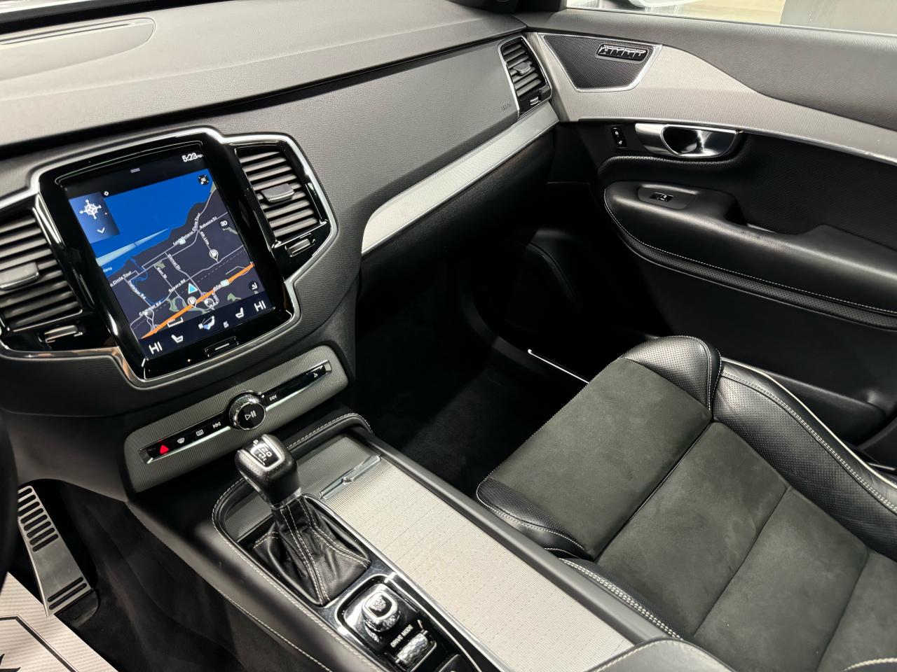 2018 Volvo XC90 R-DESIGN|7PASS|NAV|360CAM|LKA|BSM|CARPLAY| - Photo #20