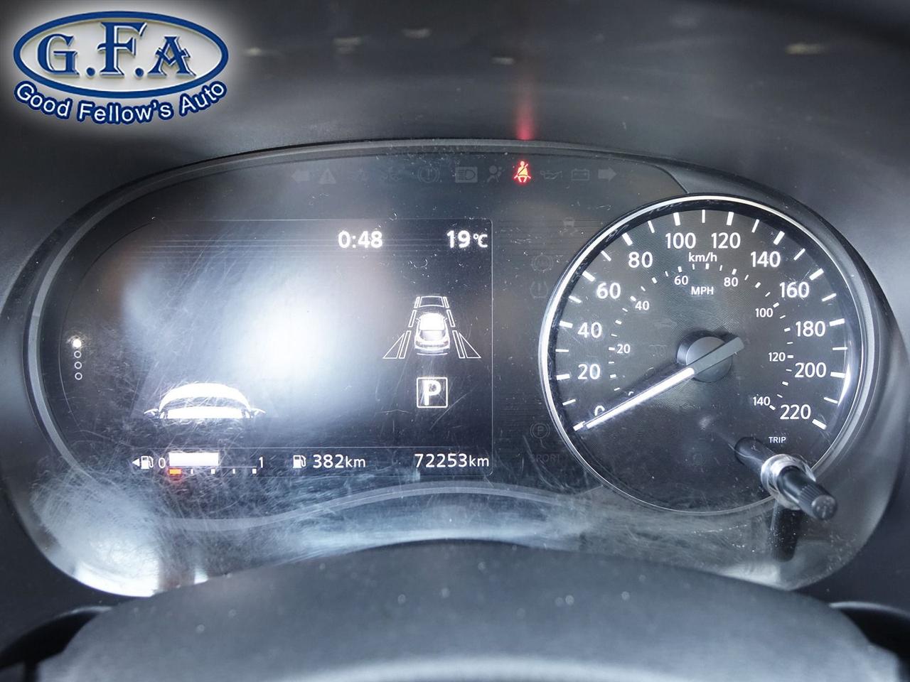 2021 Nissan Kicks SR MODEL, LEATHER SEATS, REARVIEW CAMERA, HEATED S Photo