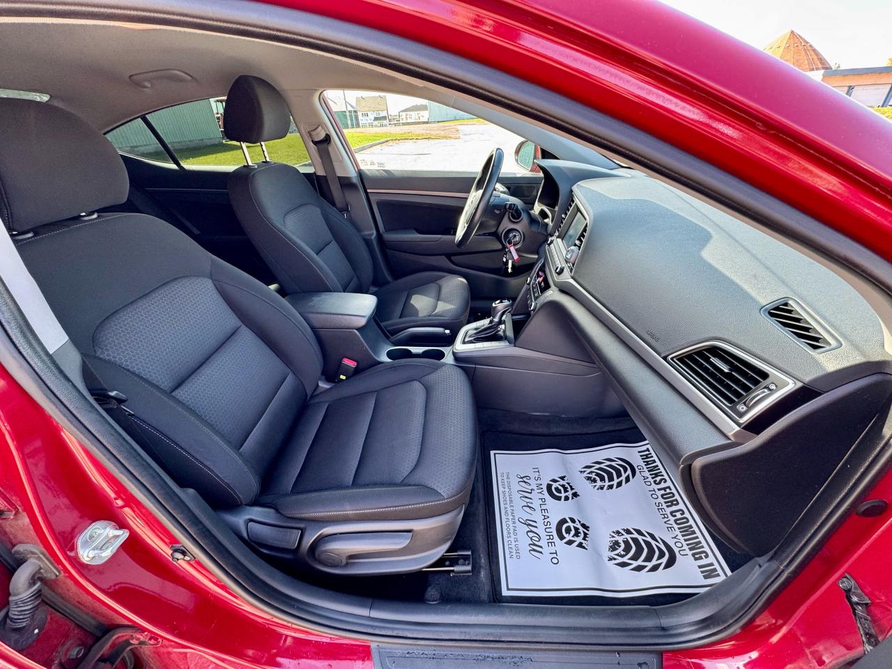 2017 Hyundai Elantra GL - Photo #14