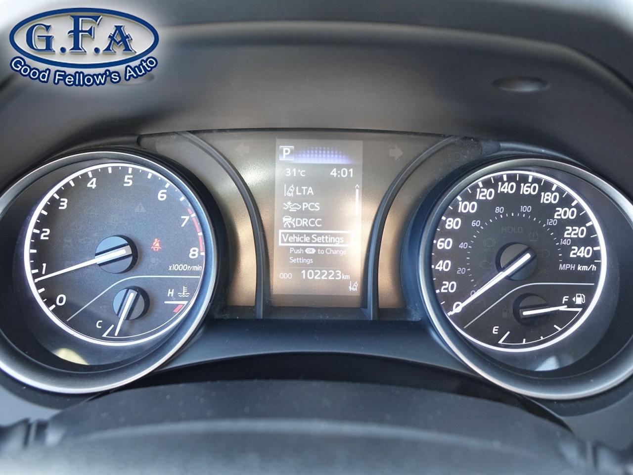2021 Toyota Camry SE MODEL, LEATHER & CLOTH, REARVIEW CAMERA, HEATED - Photo #20