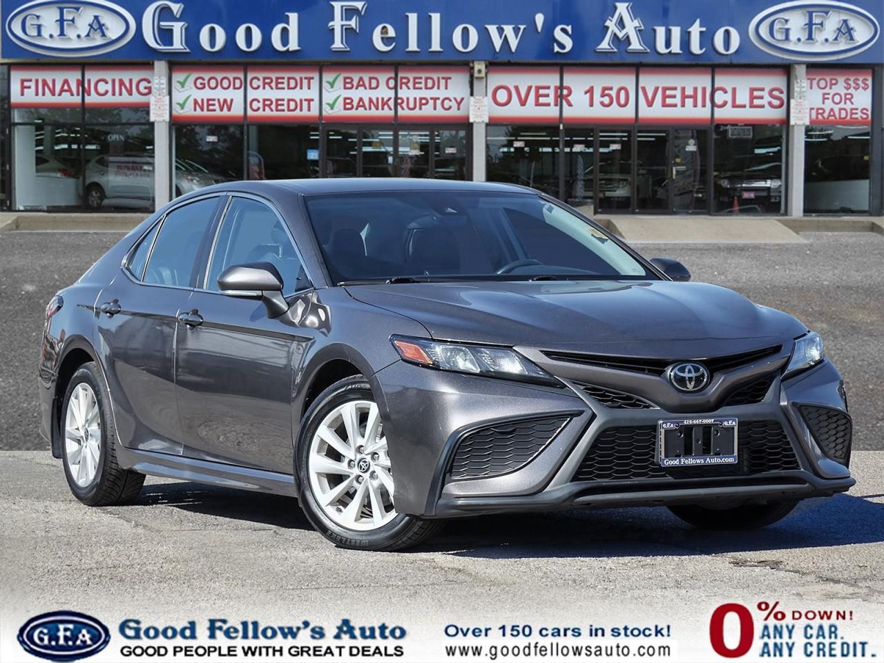 2022 Toyota Camry SE MODEL, LEATHER & CLOTH, REARVIEW CAMERA, HEATED - Photo #1