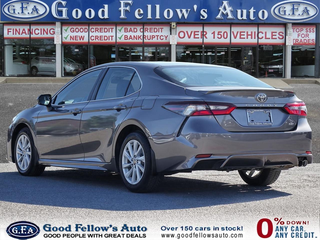 2022 Toyota Camry SE MODEL, LEATHER & CLOTH, REARVIEW CAMERA, HEATED - Photo #5