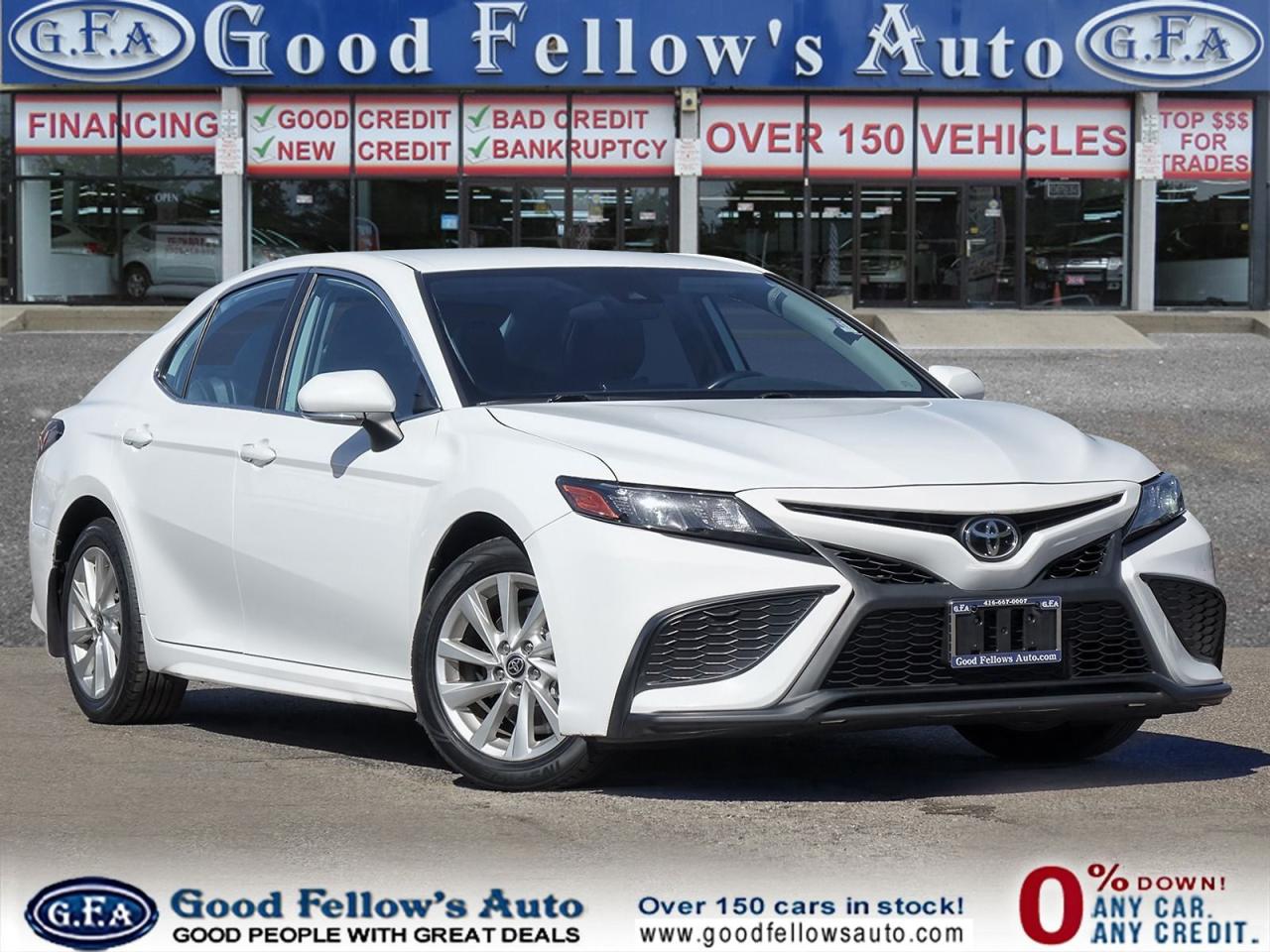 2021 Toyota Camry SE MODEL, LEATHER & CLOTH, REARVIEW CAMERA, HEATED