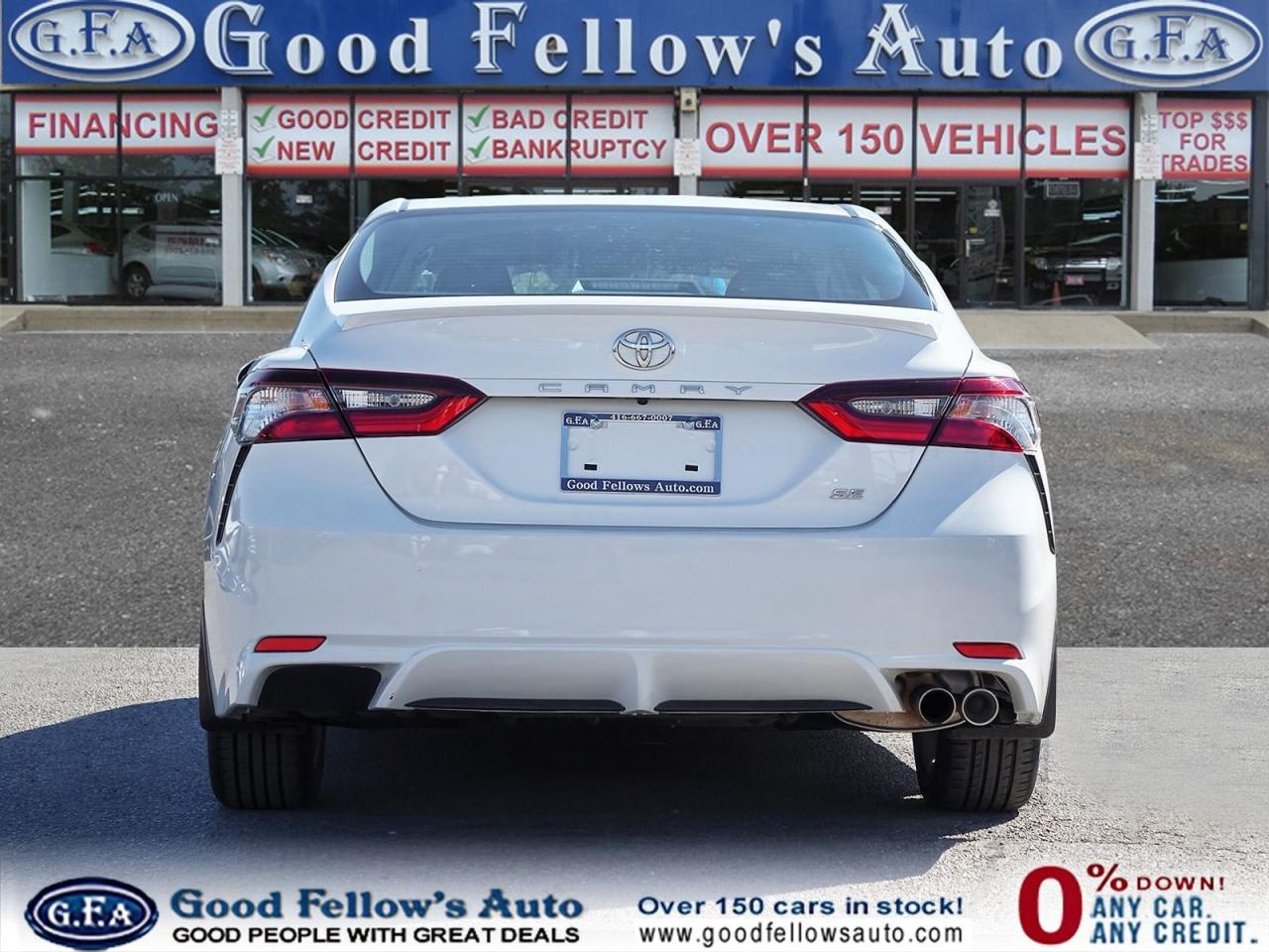 2021 Toyota Camry SE MODEL, LEATHER & CLOTH, REARVIEW CAMERA, HEATED - Photo #4