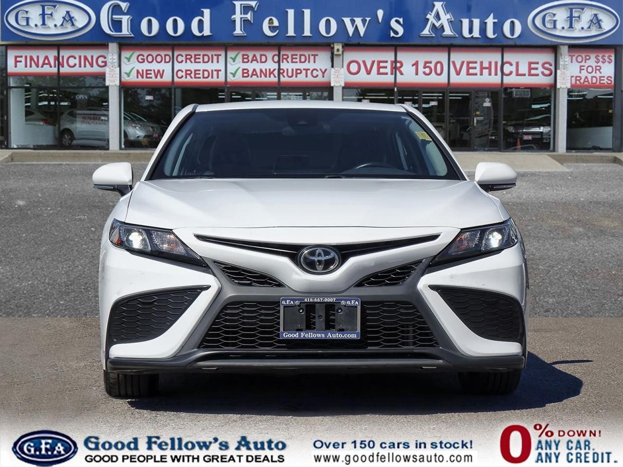 2022 Toyota Camry SE MODEL, LEATHER & CLOTH, REARVIEW CAMERA, HEATED - Photo #2