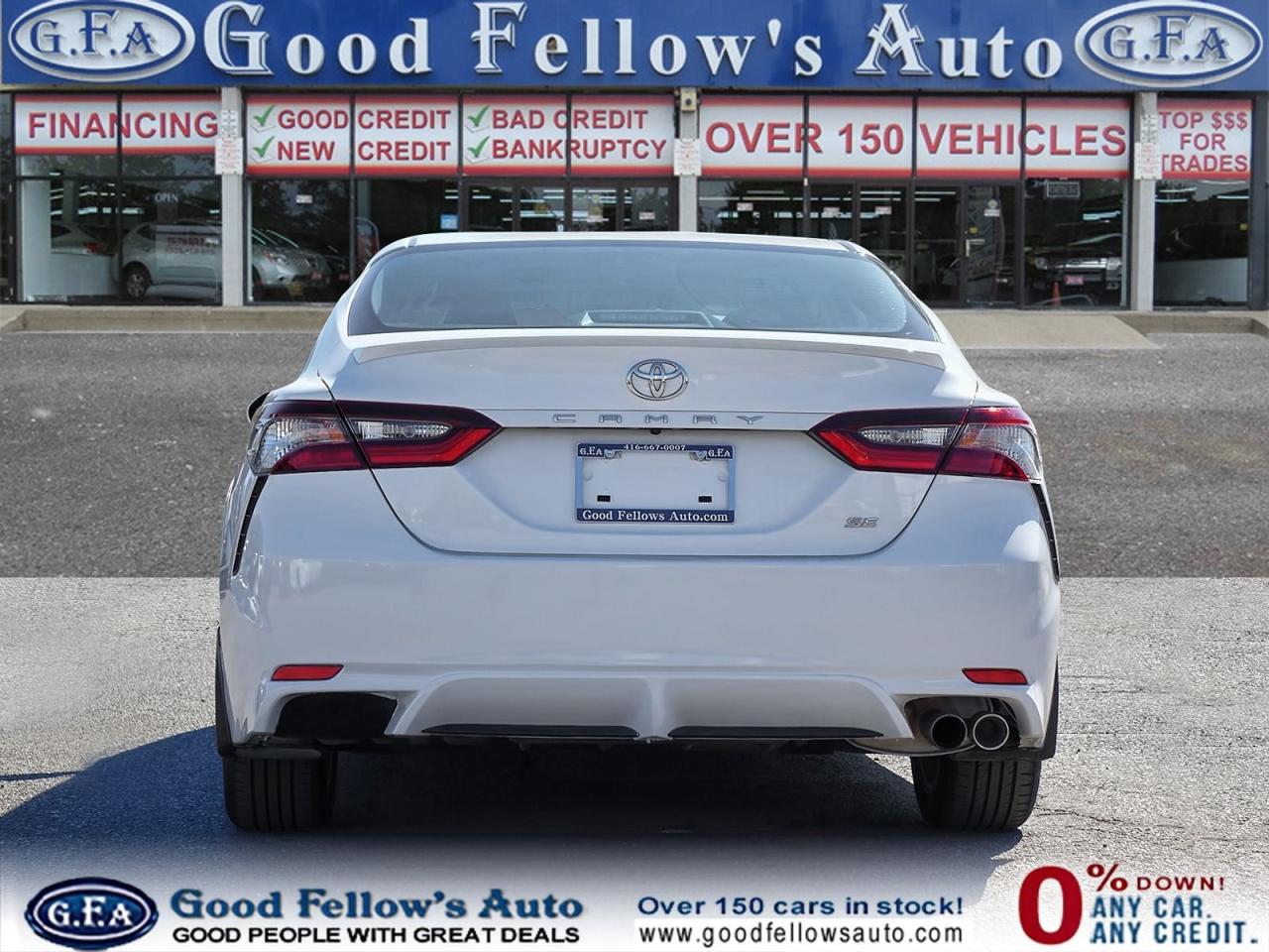 2022 Toyota Camry SE MODEL, LEATHER & CLOTH, REARVIEW CAMERA, HEATED - Photo #4