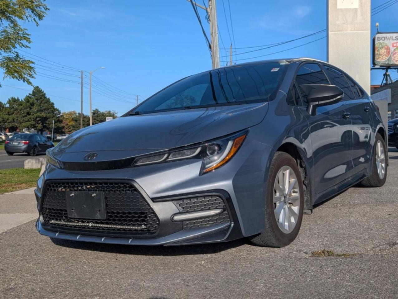 2021 Toyota Corolla SE / BLIND SPOT/ REAR SPOILER/ APPLE CARPLAY - Photo #3