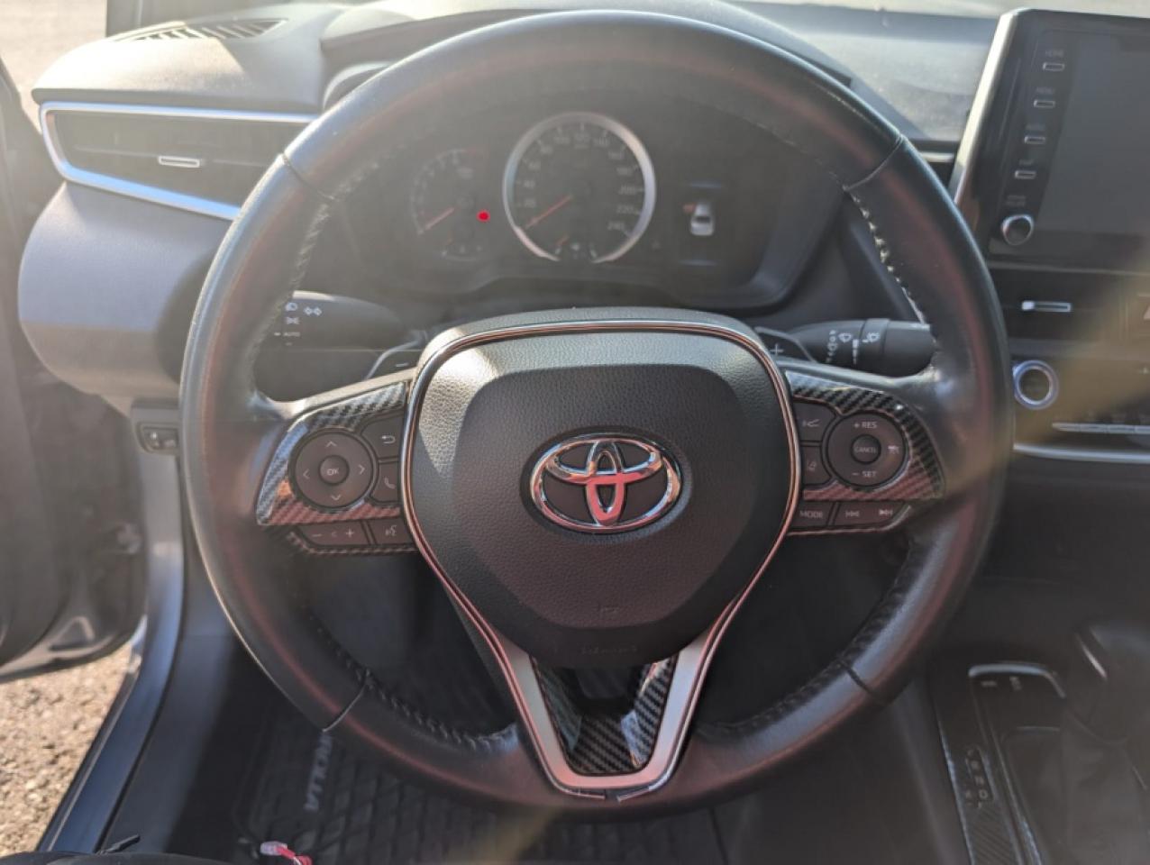 2021 Toyota Corolla SE / BLIND SPOT/ REAR SPOILER/ APPLE CARPLAY - Photo #12