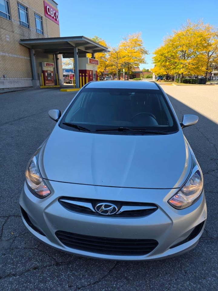 2014 Hyundai Accent GL - Photo #1