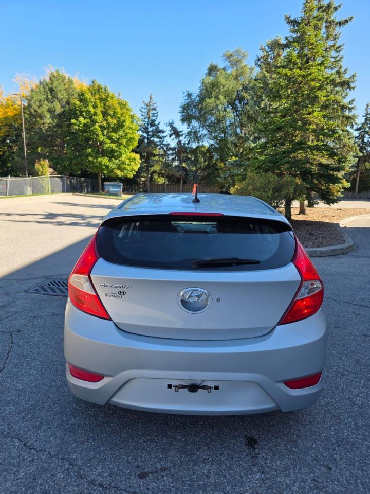 2014 Hyundai Accent GL - Photo #6