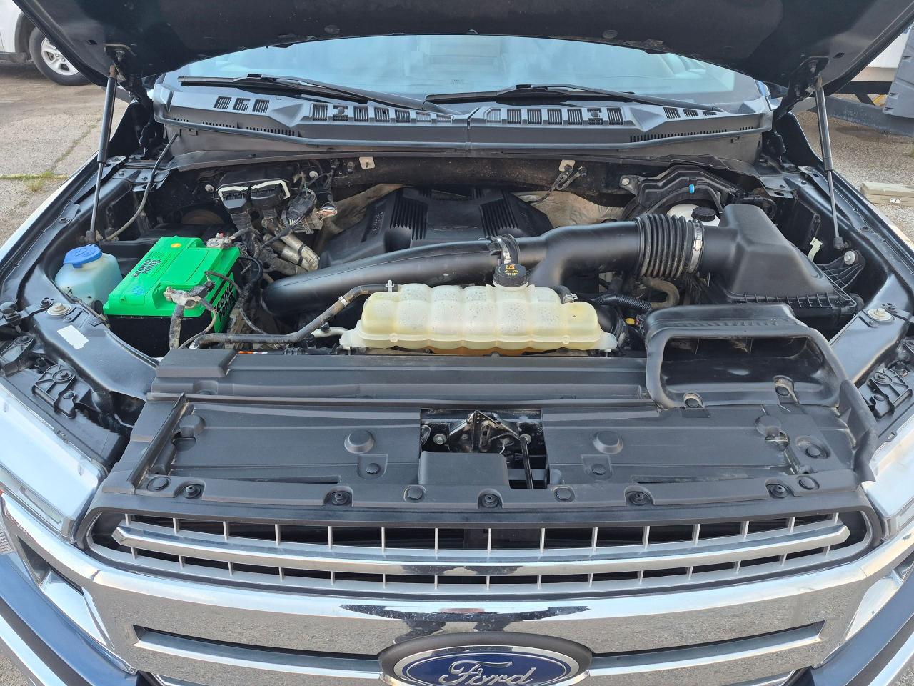 2019 Ford F-150 XTR, Crewcab 4x4, Trailer Pkg, Bu Cam, Remote - Photo #5