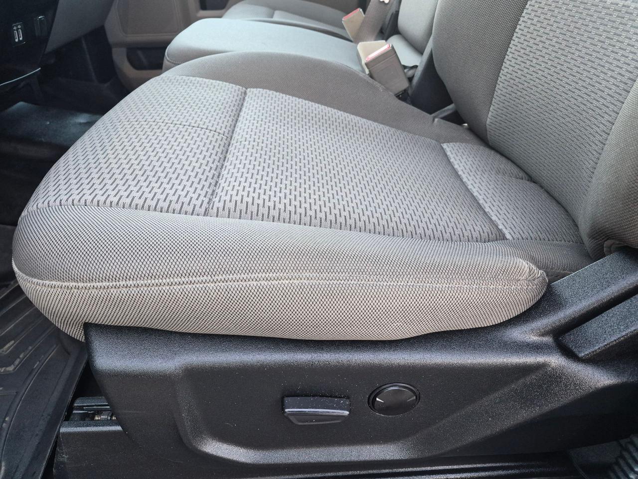 2019 Ford F-150 XTR, Crewcab 4x4, Trailer Pkg, Bu Cam, Remote - Photo #20