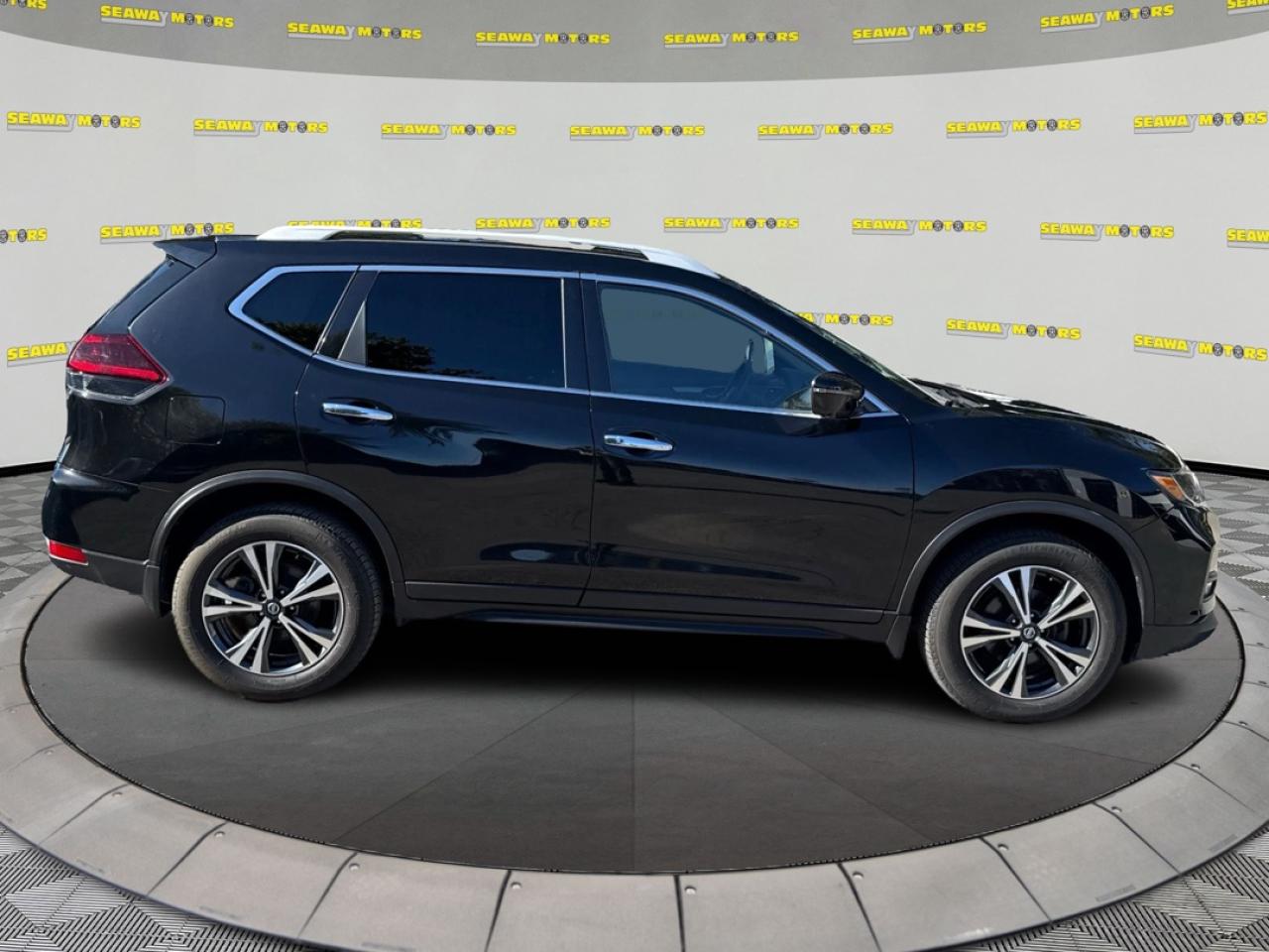 2020 Nissan Rogue  - Photo #2