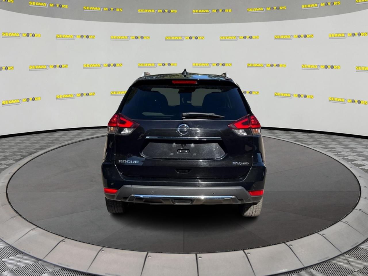 2020 Nissan Rogue  - Photo #4