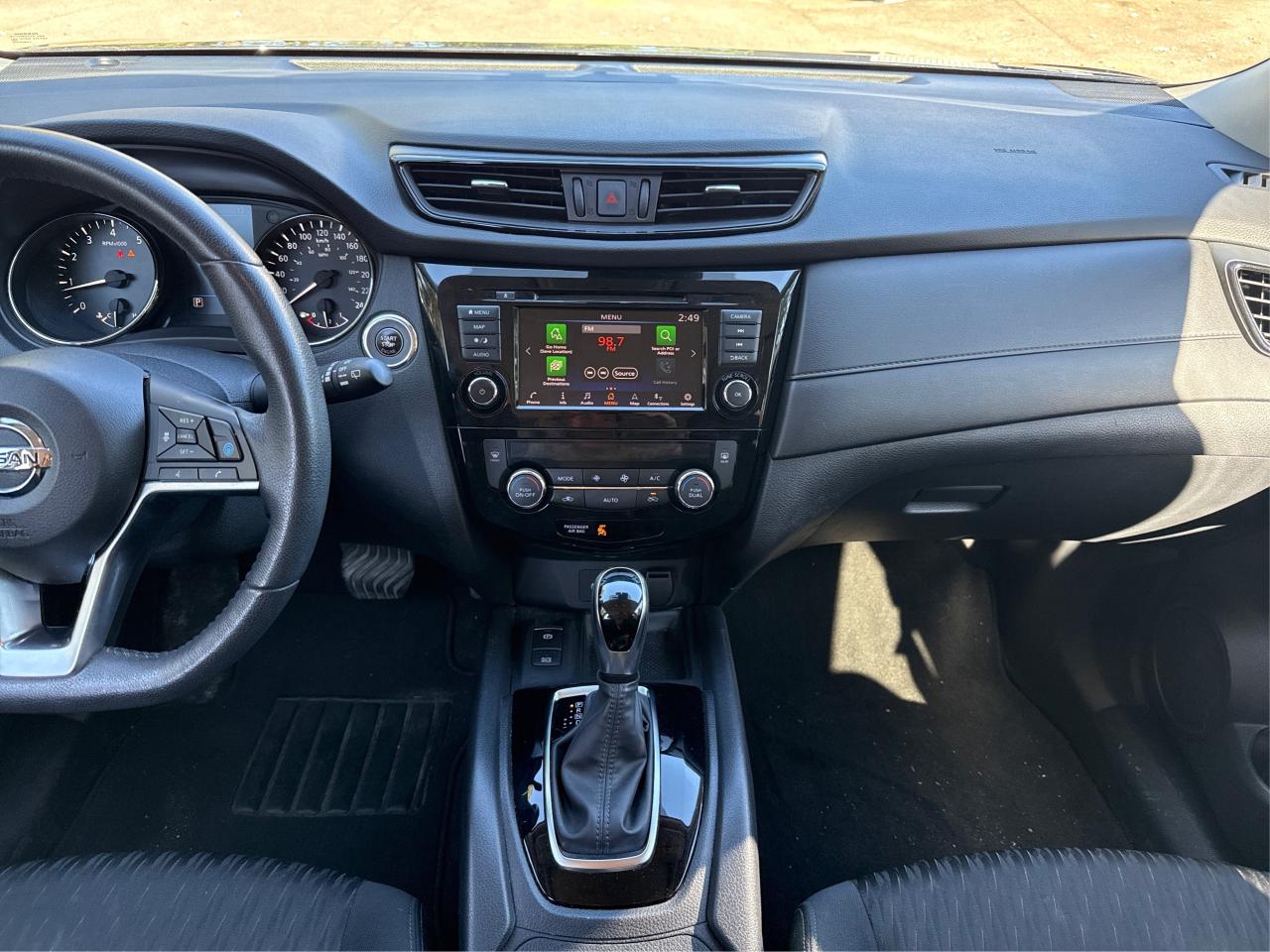 2020 Nissan Rogue  - Photo #13
