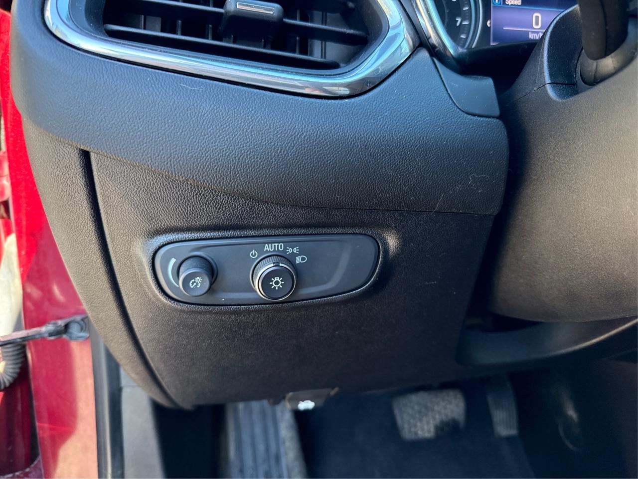 2019 Chevrolet Equinox LT (1LT) - Photo #15