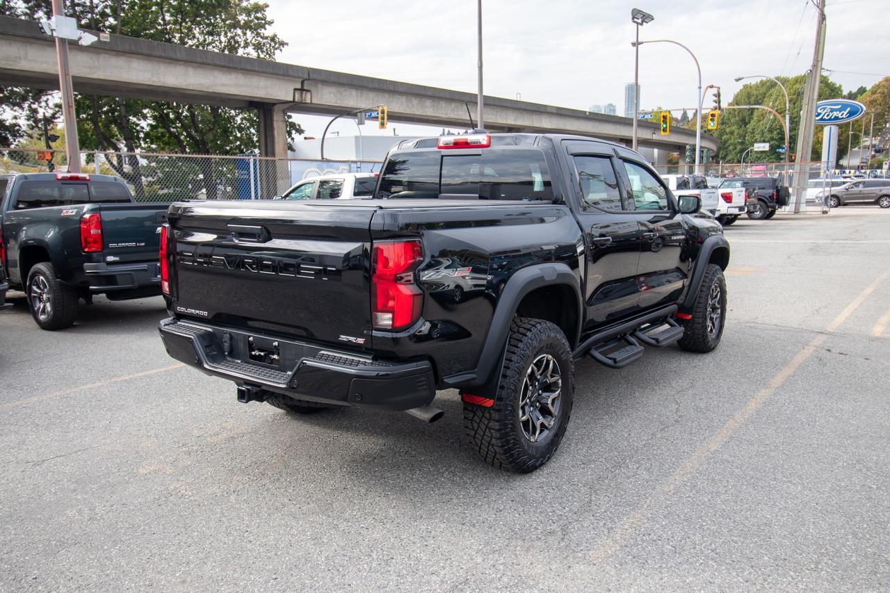 2023 Chevrolet Colorado 4WD Crew Cab ZR2 Photo5